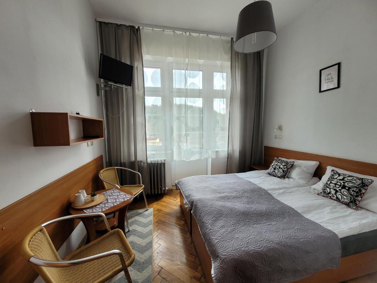 Zajazd Meran Krynica-Zdrój Exteriör bild